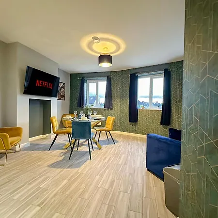 Luxury Boutique Apartments Block Free Street Parking Hounslow Exterior photo