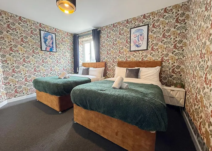 Luxury Boutique Apartments Block Free Street Parking