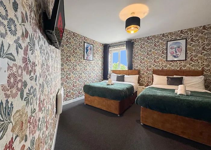 Luxury Boutique Apartments Block Free Street Parking