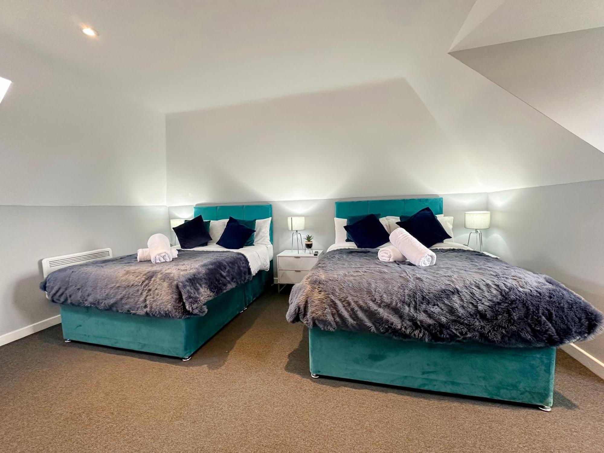 Luxury Boutique Block Free Street Parking * Hounslow
