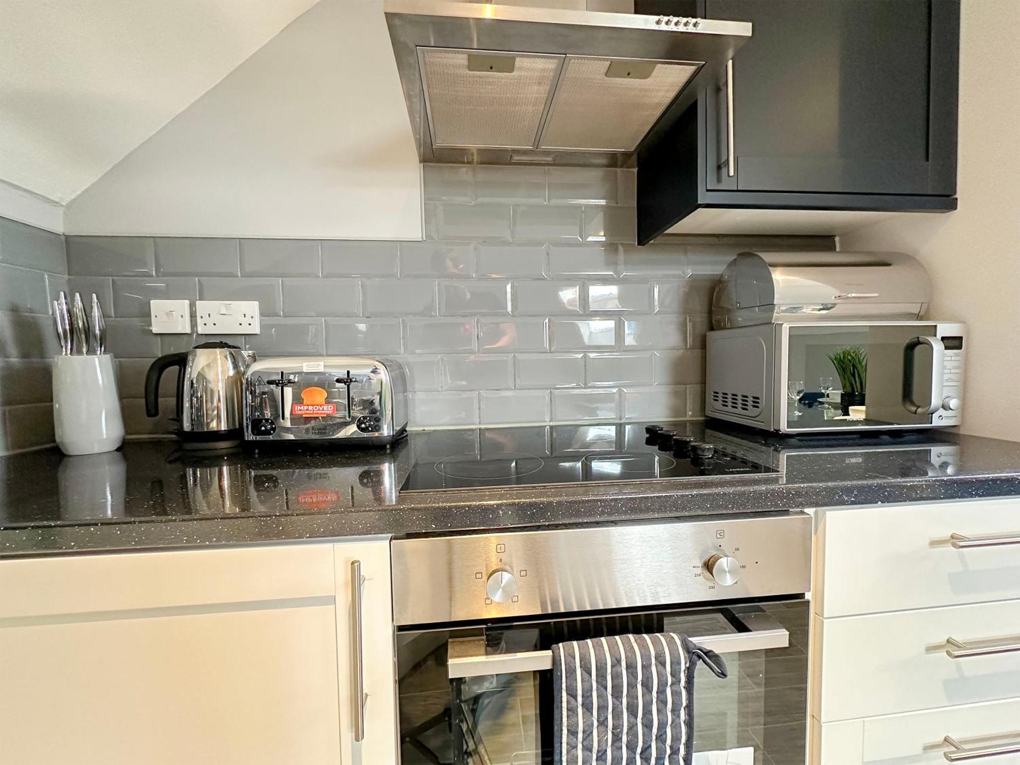 Luxury Boutique Block Free Street Parking Hounslow