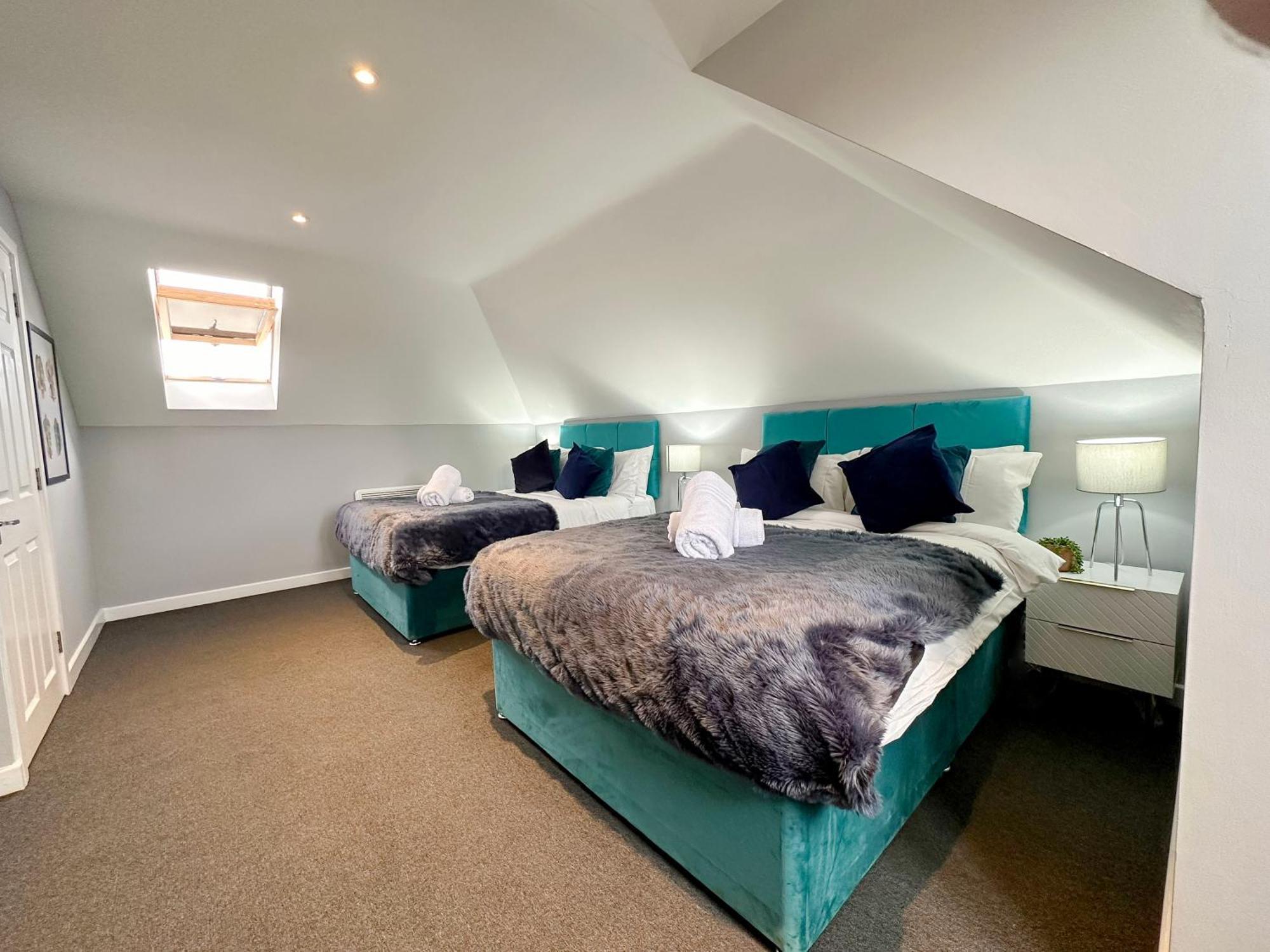 Luxury Boutique Block Free Street Parking * Hounslow