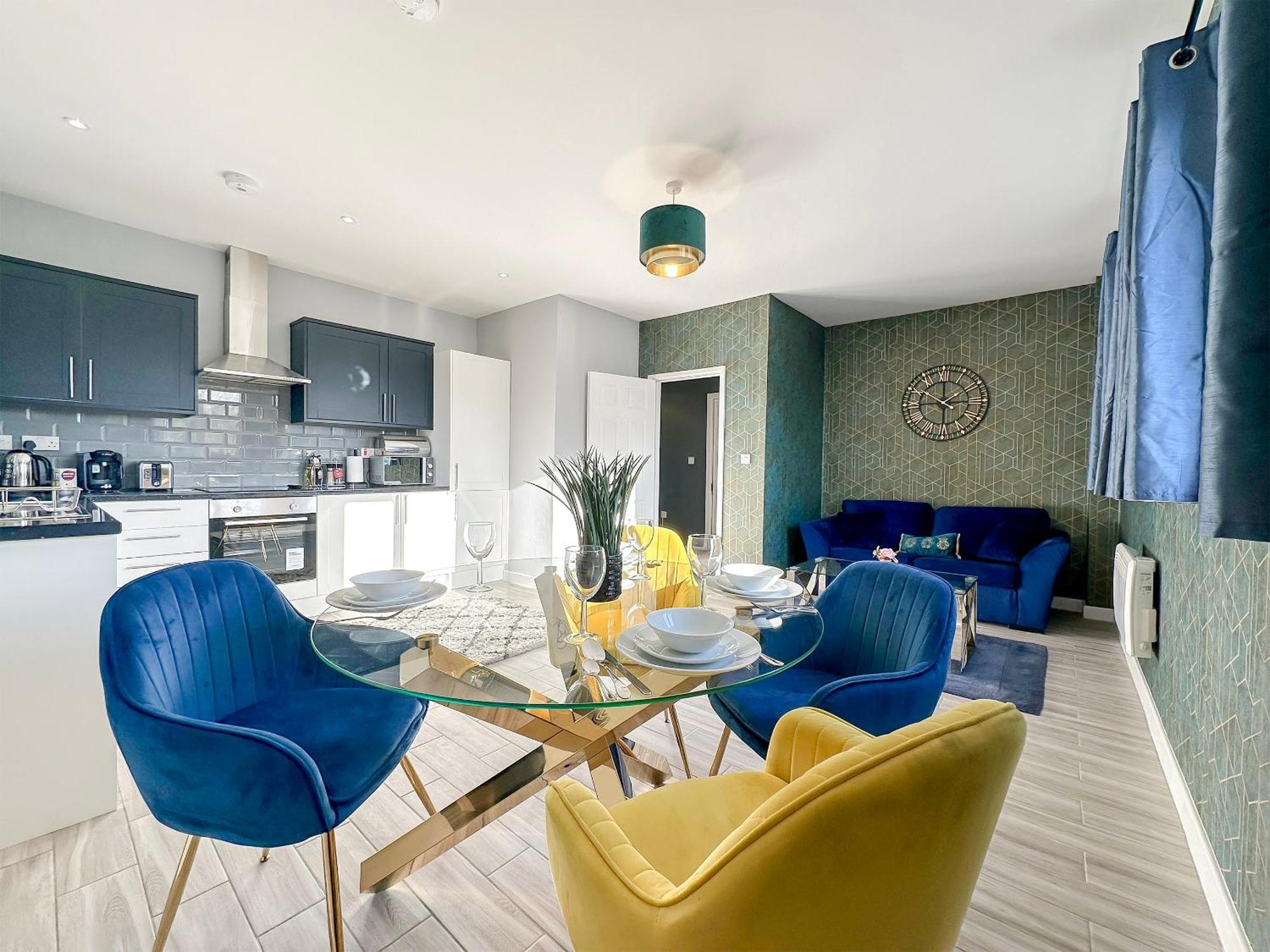 Luxury Boutique Block Free Street Parking Hounslow