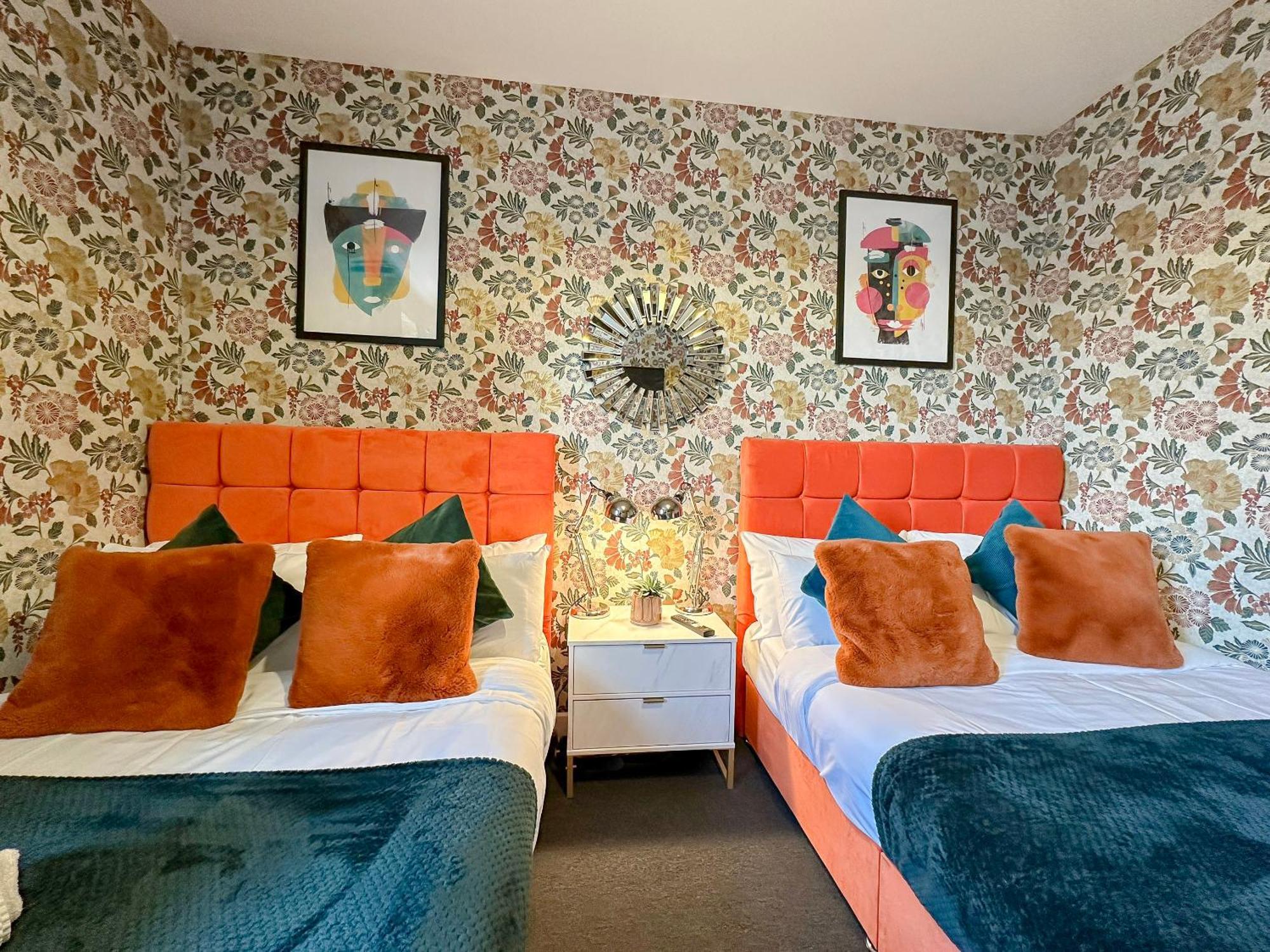 Apartment Luxury Boutique Block Free Street Parking *
