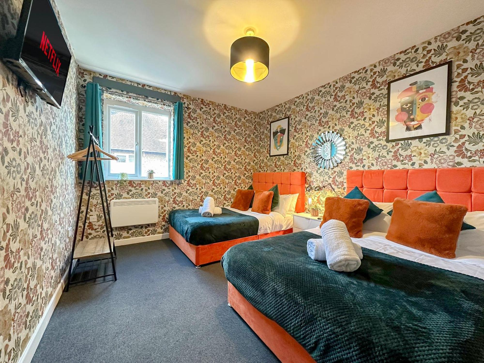 Luxury Boutique Block Free Street Parking Apartment Hounslow